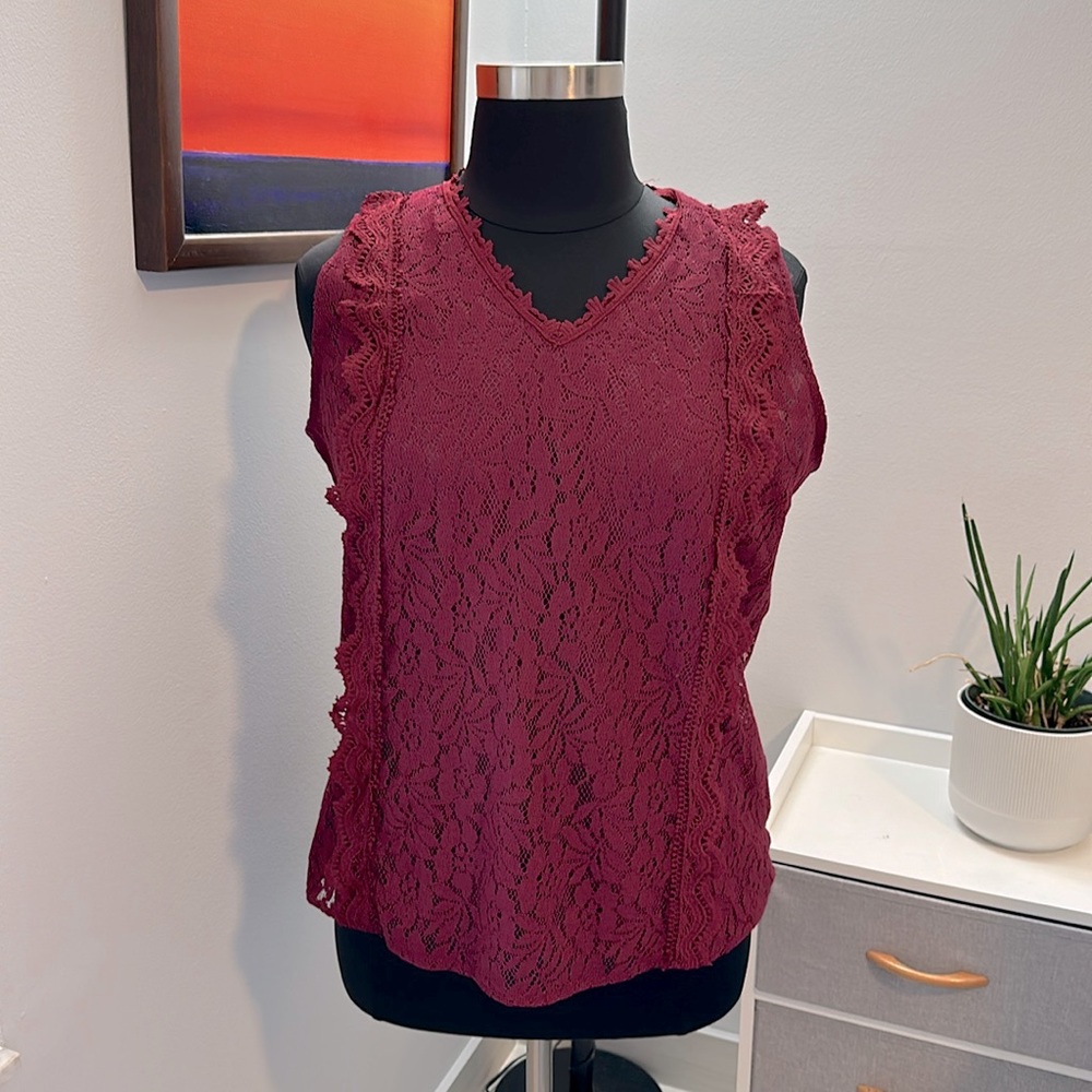 Burgundy Lace Top Size XL